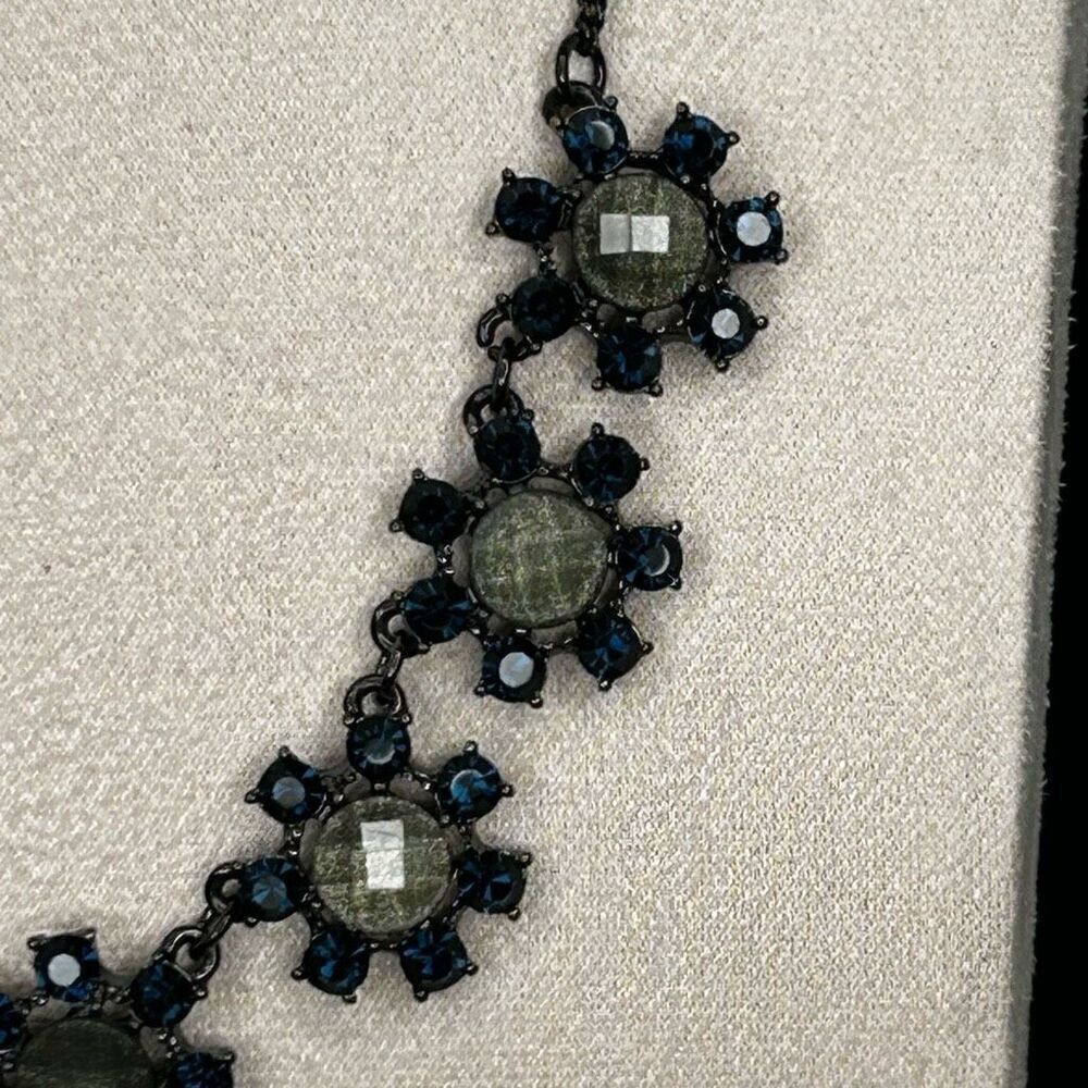 Floral Bib Costume Necklace 16" Blue Rhinestones Black Gun Metal Colored Chain - Picture 7 of 12